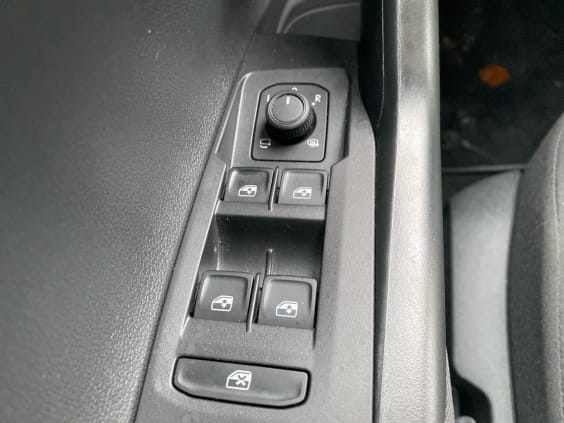 Volkswagen POLO 1.0 tsi 95 vw edition Bleu Recif