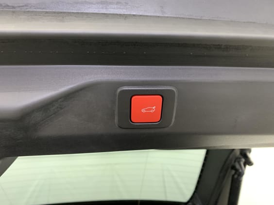 Peugeot 3008 Hybrid 145 e-DCS6 GT Gris Titane / Toit Noir