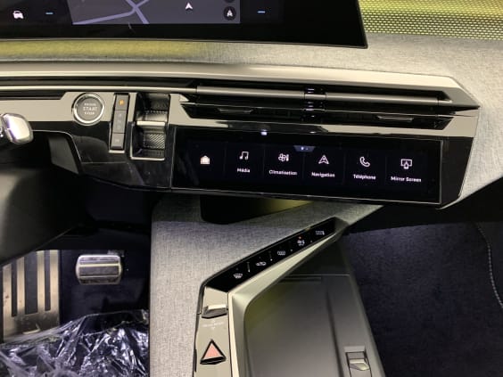 Peugeot 3008 Hybrid 145 e-DCS6 GT Gris Titane / Toit Noir