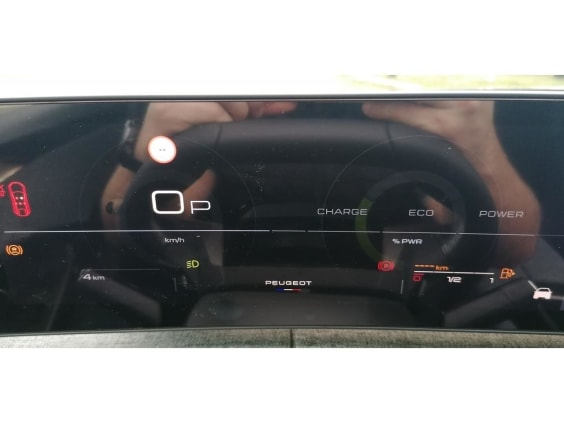 Peugeot 3008 1.2i Hybrid 145 e-DCS6 GT Gris Titanium