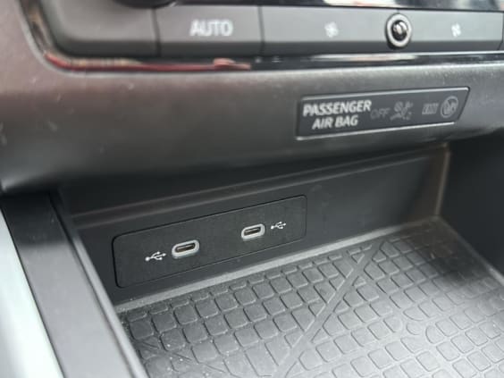 Seat Arona 1.0 tsi 115 copa dsg7 Noir Minuit