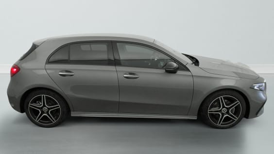 Mercedes-Benz CLASSE A 200 d 8G-DCT AMG Line Gris Montagne