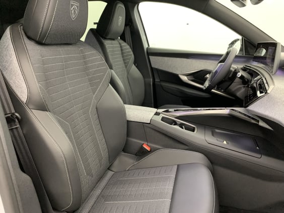 Peugeot 3008 Hybrid 145 e-DCS6 GT Blanc Okenite / Toit Noir