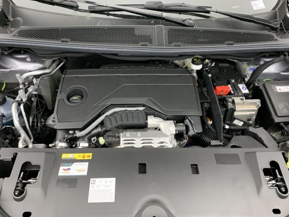 Peugeot 3008 Hybrid 145 e-DCS6 GT Gris Artense / Toit Noir