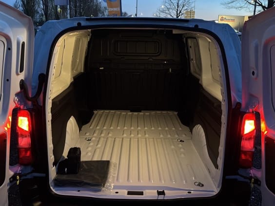 Citroën BERLINGO VAN Xl 950kg bluehdi 130 eat8 Blanc