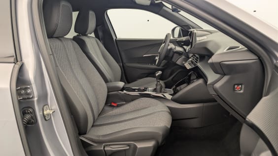 Peugeot 2008 100 S&S BVM6 Allure gris artense