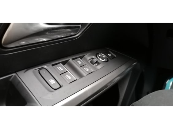 Peugeot 3008 1.2i Hybrid 145 e-DCS6 GT gris artense