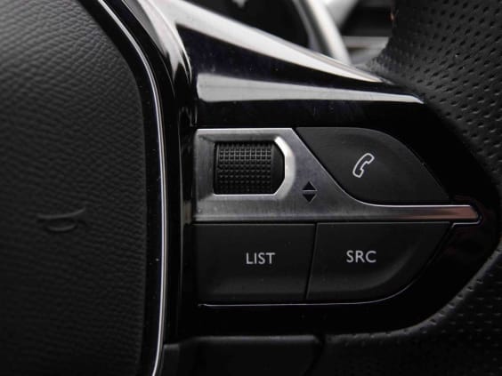 Peugeot 3008 Hybrid 145 e-DCS6 GT Noir