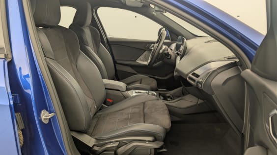 BMW Serie 1 F70 120d 163 ch DKG7 M Sport Portimao Blau Metallic