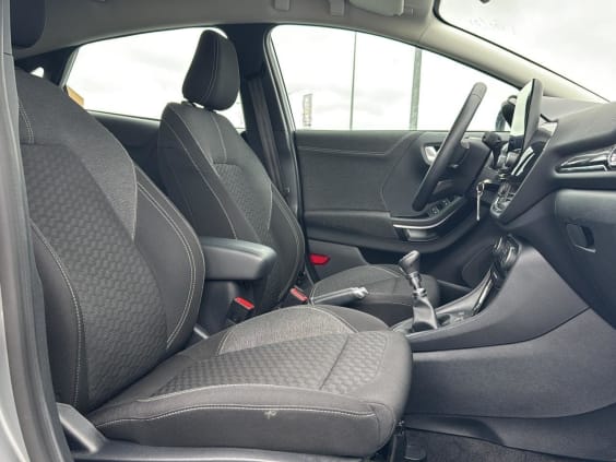 Ford PUMA 1.0 flexifuel 125 mhev titanium Gris Solar Metallise
