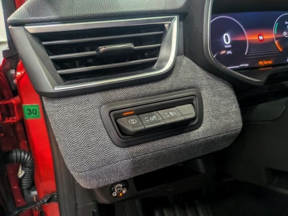 Renault CLIO V Clio Eco-G 100 ch GSR2 Techno Rouge Flamme