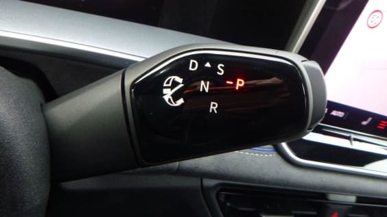 Volkswagen Tayron Tayron 1.5 eHybrid 272ch DSG6 5pl R-Line Noir Grenadilla