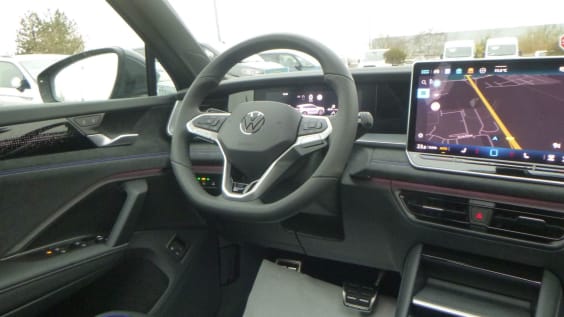 Volkswagen Tayron Tayron 1.5 eHybrid 272ch DSG6 5pl R-Line Gris Dauphin