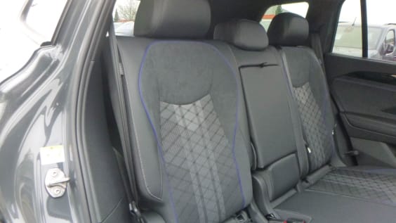 Volkswagen Tayron Tayron 1.5 eHybrid 272ch DSG6 5pl R-Line Gris Dauphin