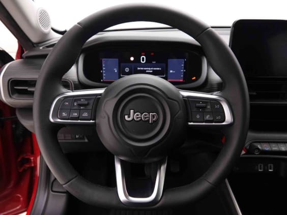 Jeep Avenger 1.2 T 100 Altitude Rouge