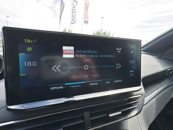 Peugeot 3008 Plug-in hybrid 180 allure pack e-eat8 Bleu