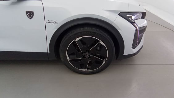 Peugeot 408 PHEV 225 e-EAT8 GT Blanc Okénite