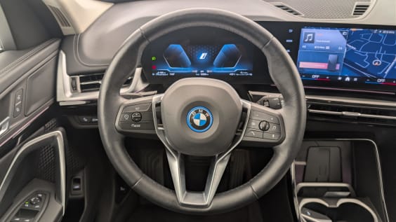 BMW X1 U11 XDRIVE 25E 245CH DKG7 XLINE Cape York Vert Métallisé