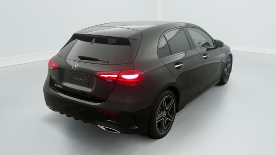 Mercedes-Benz CLASSE A 200 d 8G-DCT AMG Line Noir Cosmos