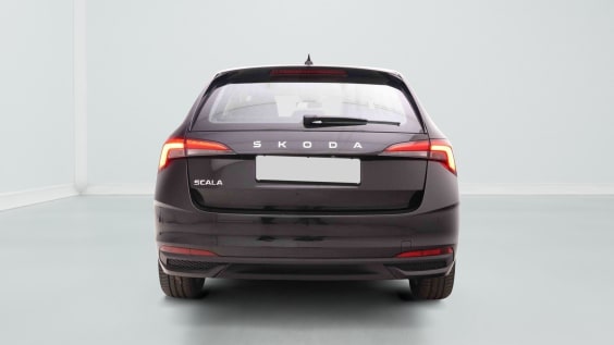 Skoda Scala 1.0 TSI 116 DSG Selection Noir