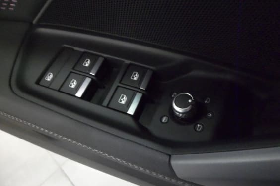 Audi A3 SPORTBACK A3 Sportback TFSI Mild Hybrid 150 S tronic 7 S line Noir Mythe