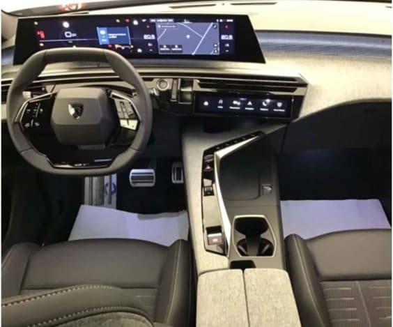Peugeot 3008 NOUVEAU Hybrid 145 e-DCS6 GT Gris Artense Toit Noir