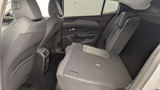 Peugeot 408 Hybrid 136 e-DCS6 Allure Blanc Okenite