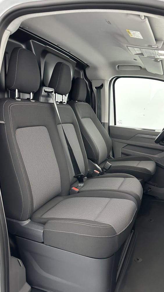 Volkswagen Transporter TRANSPORTER T7 Van L1 2.0 TDI 150ch Business BVA8 Clear White