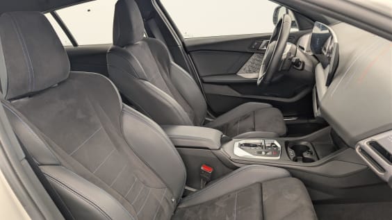 BMW Serie 1 F70 120d 163 ch DKG7 M Sport Alpinweiss