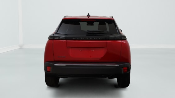 Peugeot 2008 Allure 1.2 Turbo 100 hp Man.6 Red
