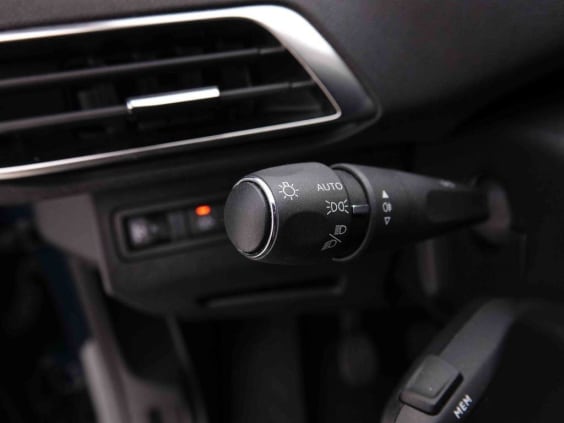 Peugeot 3008 1.2 T 130 Allure Pack Bleu