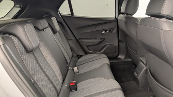 Peugeot 2008 100 S&S BVM6 Allure Blanc Okenite