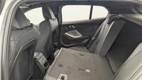 BMW Serie 1 F70 120d 163 ch DKG7 M Sport Skyscraper Grau