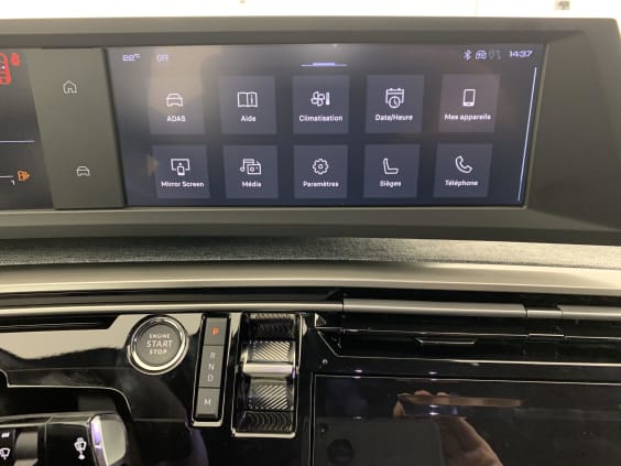 Peugeot 3008 Hybrid 145 e-DCS6 Allure gris artense