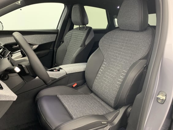 Peugeot 3008 Hybrid 145 e-DCS6 Allure gris artense
