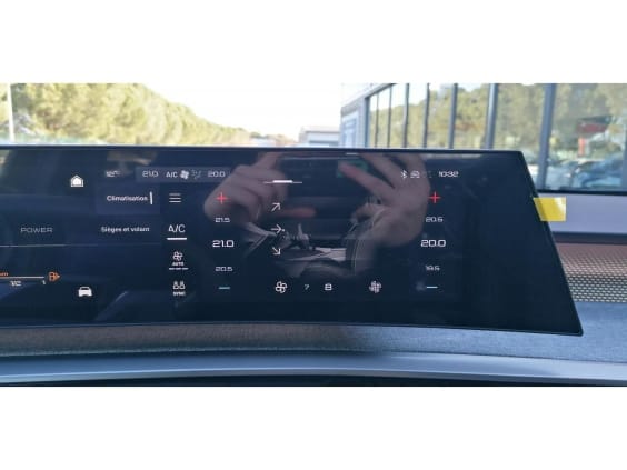 Peugeot 3008 1.2i Hybrid 145 e-DCS6 GT Gris Titanium