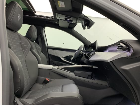 Peugeot 3008 Hybrid 145 e-DCS6 GT Blanc Okenite / Toit Noir