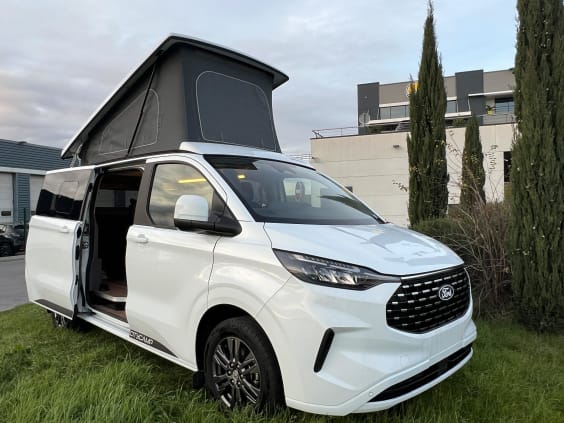 City by Campérêve City camp FORD TRANSIT CUSTOM 2.0L - ECOBLUE - 136 CV - BVA Blanc 