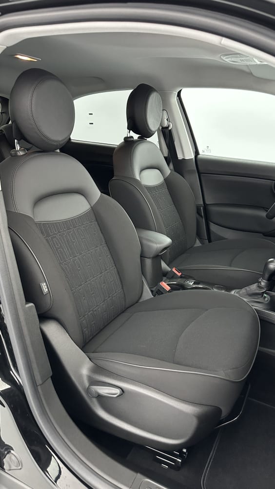 Fiat 500X 500x 1.5 FireFly Turbo 130ch Pack Confort Style Hybrid DCT7 Black