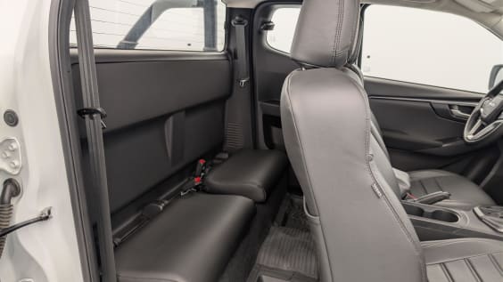 Isuzu D-MAX N60 SPACE CAB 1.9 164 CH 4X4 BVA BB SPLASH WHITE