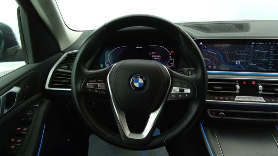 BMW X5 G05 X5 XDRIVE45E 394 CH BVA8 LOUNGE Phytonicblau