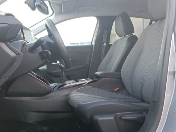 Peugeot 208 1.2 100 allure gris artense
