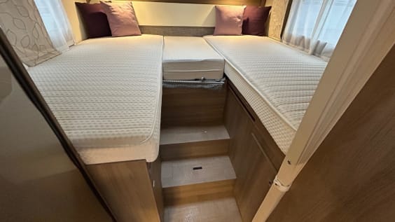 LMC T668 Element Fiat Ducato 2.3 JTD 140 CV - BVA 9 Rapports Blanc