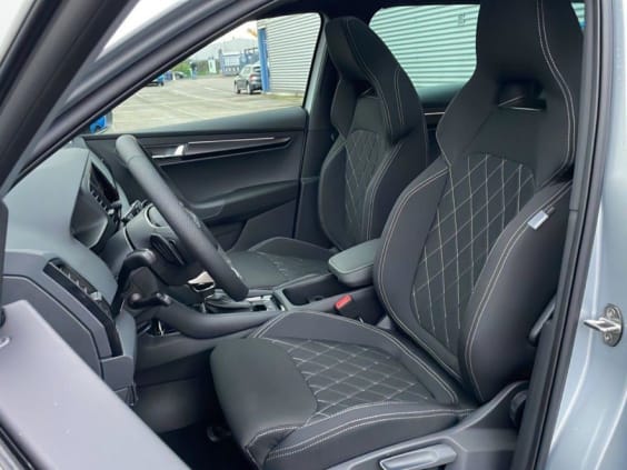 Skoda Karoq Karoq 1.5 TSI Evo 2 150 ch ACT DSG7 Sportline Gris Argent Metal