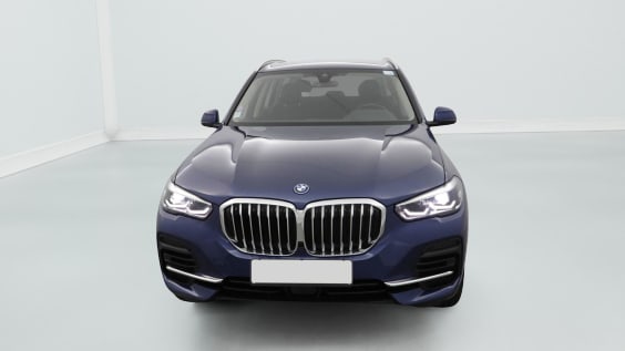 BMW X5 G05 X5 XDRIVE45E 394 CH BVA8 LOUNGE Phytonicblau