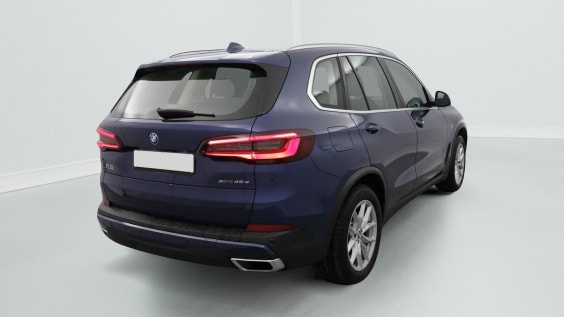 BMW X5 G05 X5 XDRIVE45E 394 CH BVA8 LOUNGE Phytonicblau