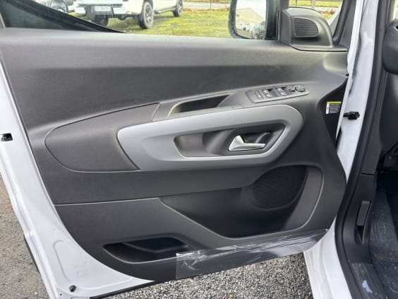 Citroën BERLINGO VAN M DIESEL 130 CH AUT. Blanc