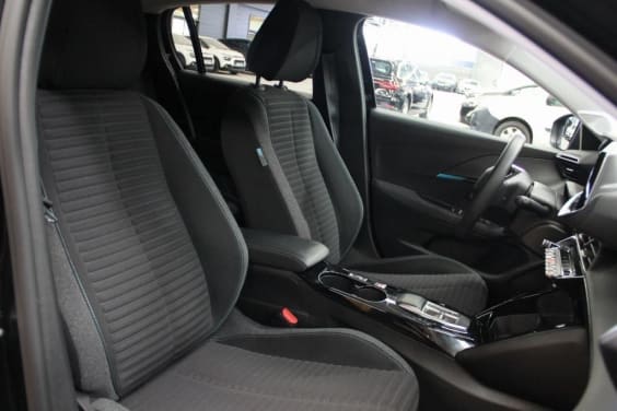 Peugeot 208 ELECTRIQUE 208 Electrique 50 kWh 136ch Style Noir