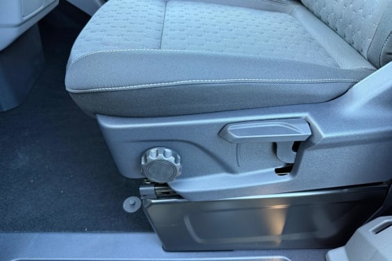 Ford Transit Custom CABINE APPROFONDIE 320 L2H1 2.0 ECOBLUE 170 LIMITED BVA8 6PL Gris Magnetic