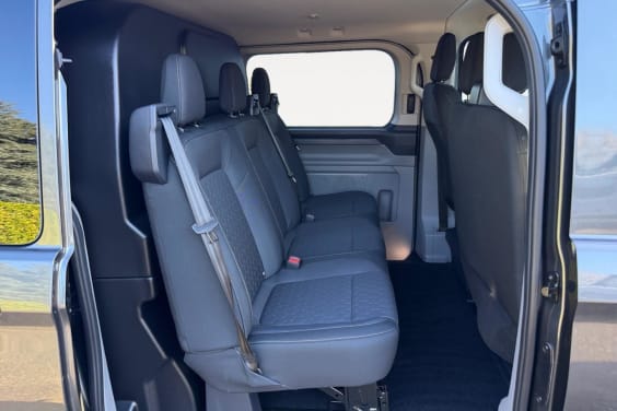 Ford Transit Custom CABINE APPROFONDIE 320 L2H1 2.0 ECOBLUE 170 LIMITED BVA8 6PL Gris Magnetic